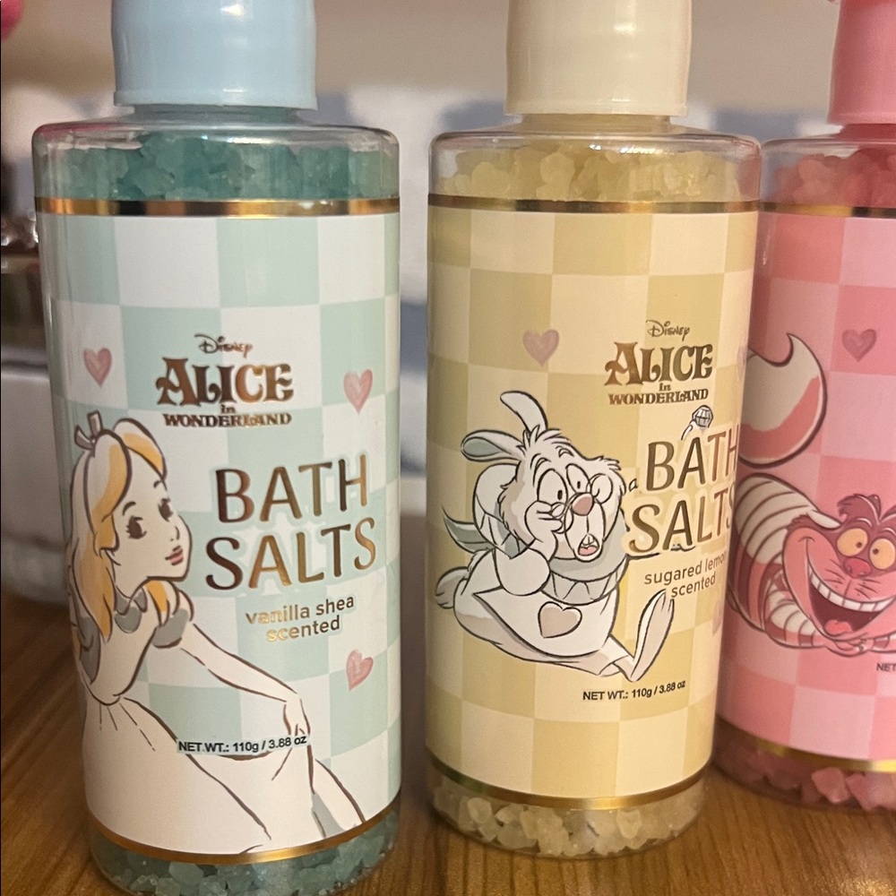 Disney Alice in Wonderland Heart-Top Bath Salts Trio - Blue, Yellow, Pink - Picture 2 of 4